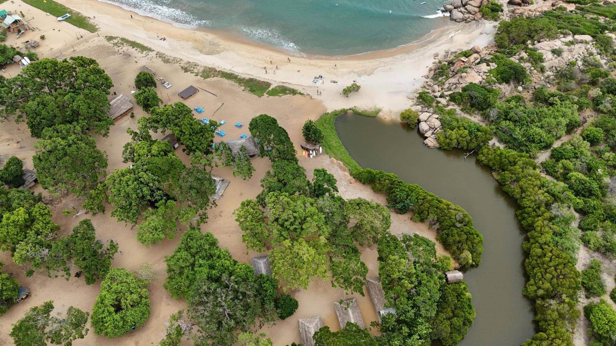 Peanut Farm Surf And Wild Resort - Arugambay 아루감 베이 외부 사진