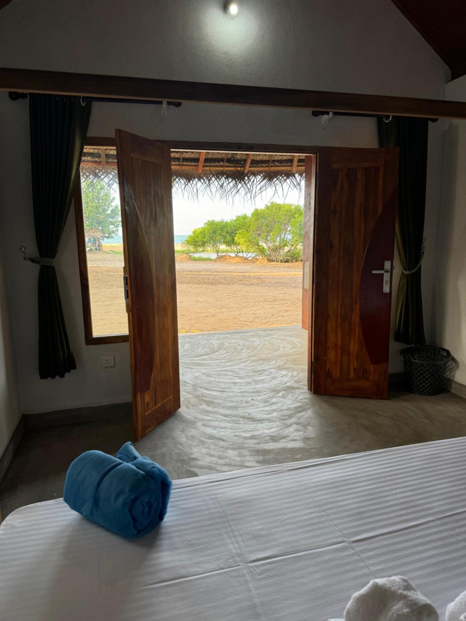 Peanut Farm Surf And Wild Resort - Arugambay 아루감 베이 외부 사진