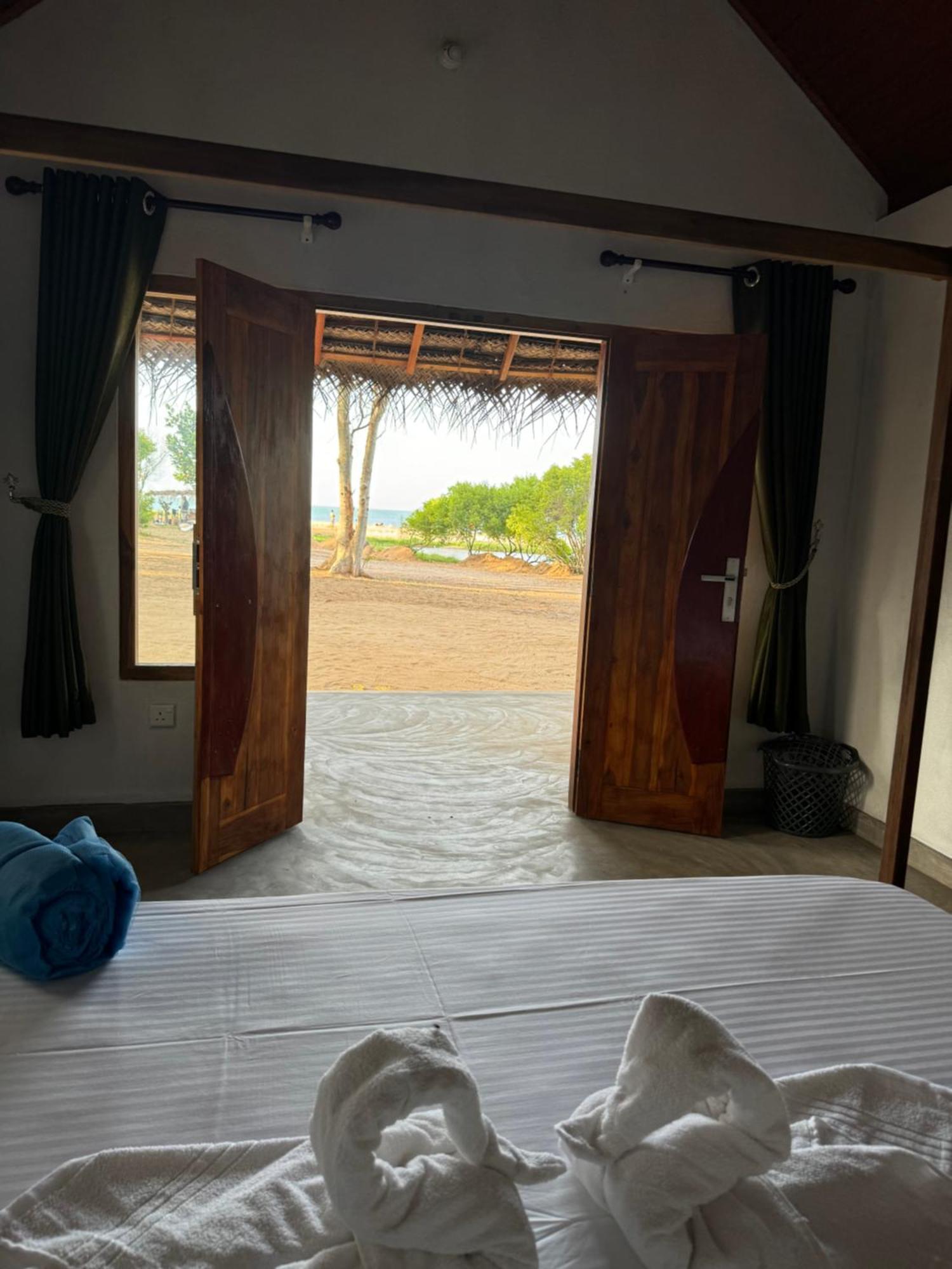 Peanut Farm Surf And Wild Resort - Arugambay 아루감 베이 외부 사진