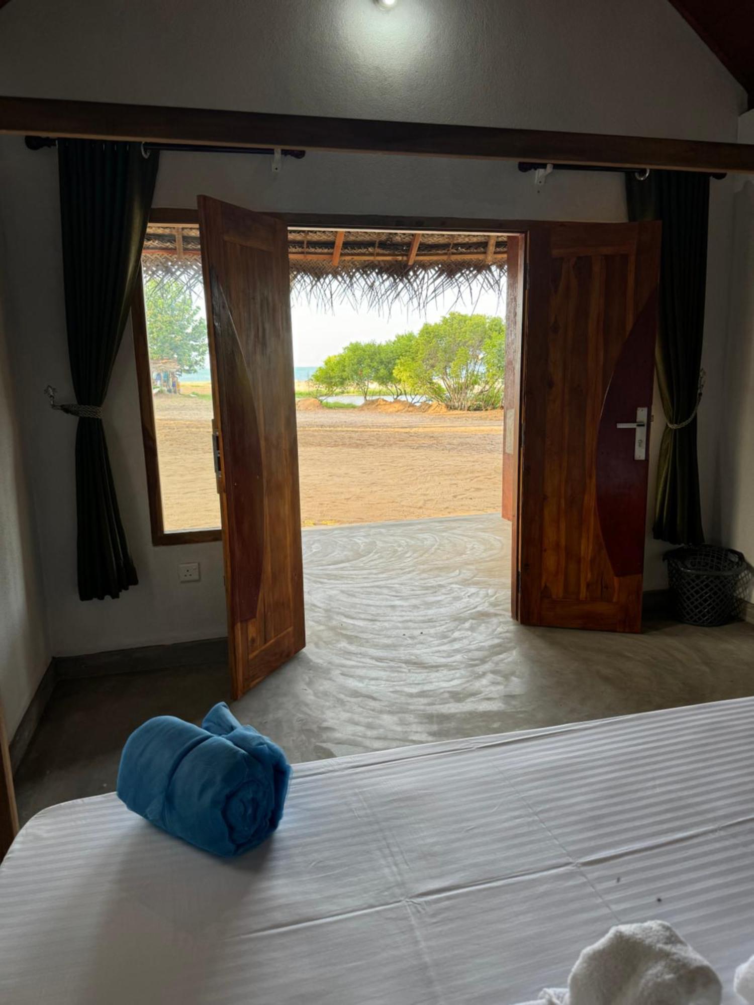 Peanut Farm Surf And Wild Resort - Arugambay 아루감 베이 외부 사진