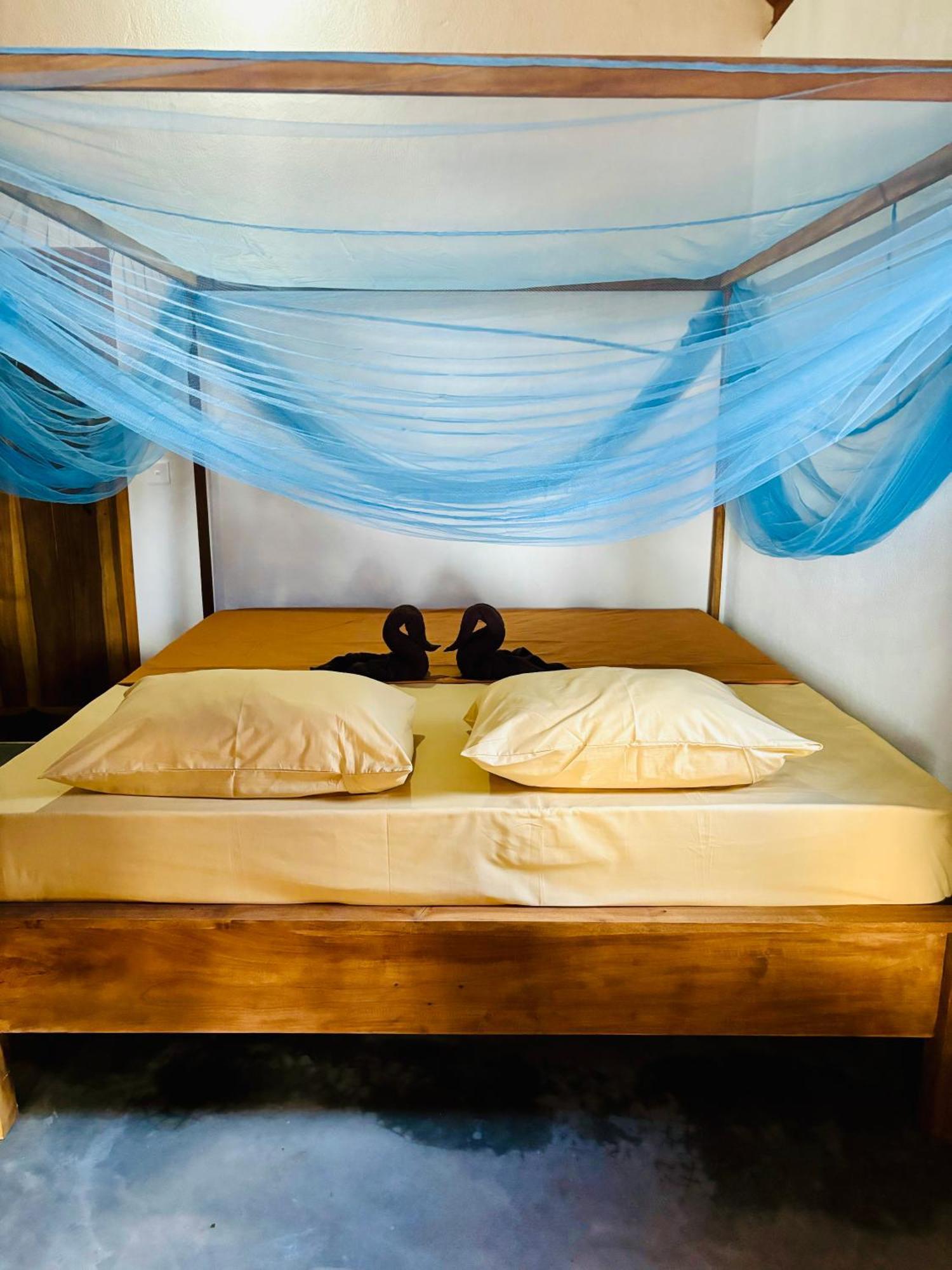 Peanut Farm Surf And Wild Resort - Arugambay 아루감 베이 외부 사진