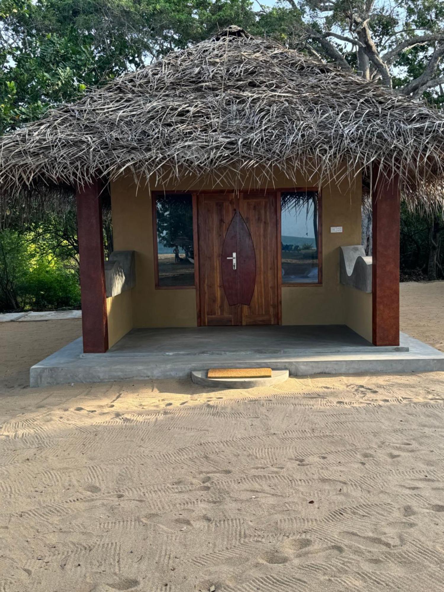 Peanut Farm Surf And Wild Resort - Arugambay 아루감 베이 외부 사진